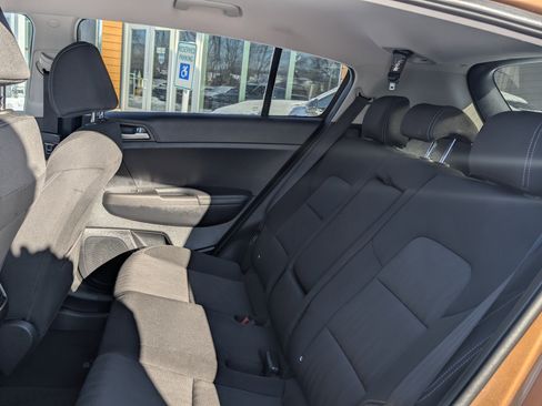 Used 2020 Kia Sportage LX image 15