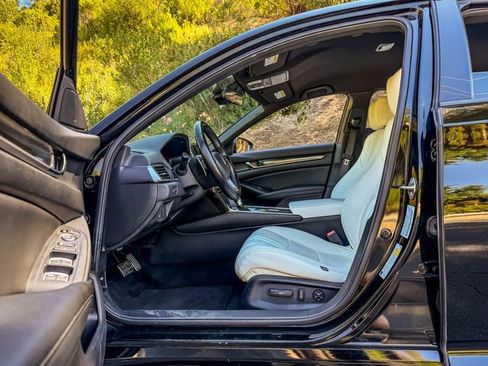 Used 2020 Honda Accord Sport image 22