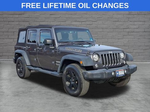 Used 2018 Jeep Wrangler Unlimited Sport S AWD/4WD image 1