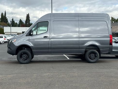 New 2026 Mercedes-Benz Sprinter 144 Cargo image 7
