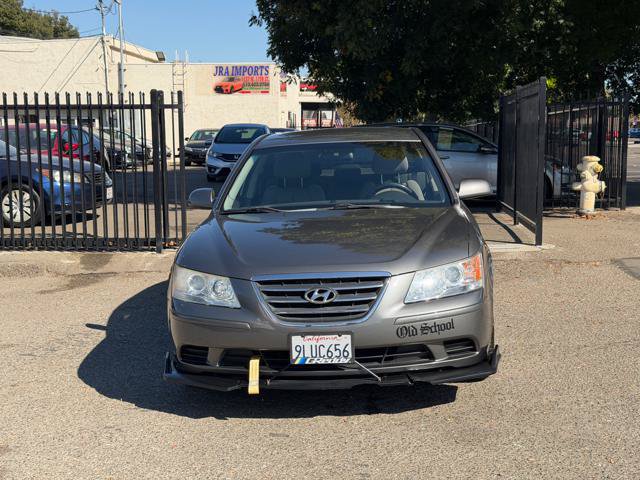 Used 2009 Hyundai Sonata GLS FWD image 2