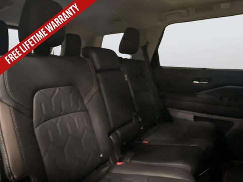 New 2026 Nissan Pathfinder Platinum w/ Cargo Package AWD/4WD image 33