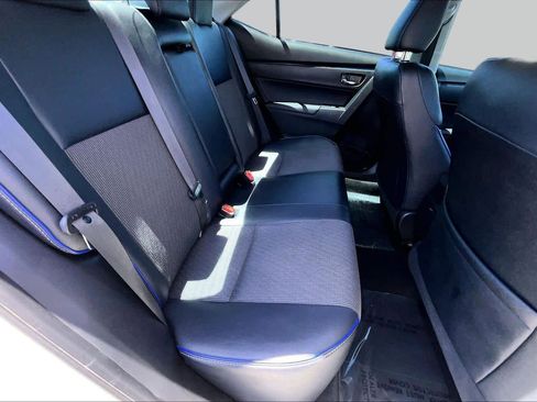 Used 2017 Toyota Corolla SE w/ Carpet Mat Package (TMS) FWD image 19