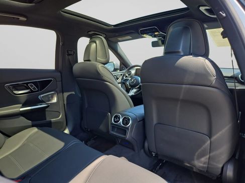 Used 2024 Mercedes-Benz C 300 Sedan image 30