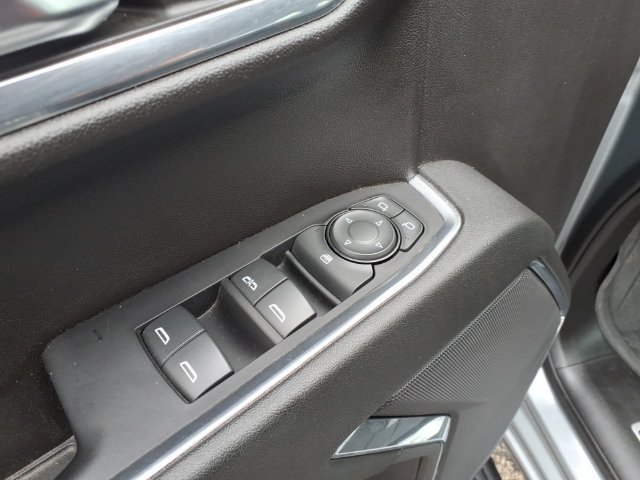 Used 2023 Chevrolet Silverado 1500 LT w/ Leather Package AWD/4WD image 19