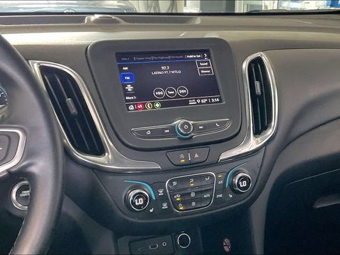 Used 2024 Chevrolet Equinox LT FWD image 10