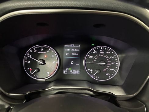 Used 2021 Subaru Outback Limited image 12