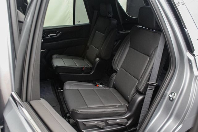 New 2026 GMC Yukon Denali w/ Denali Reserve Package AWD/4WD image 13
