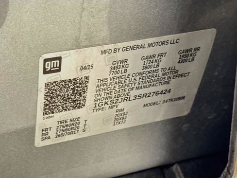 Used 2025 GMC Yukon XL Denali AWD/4WD image 32
