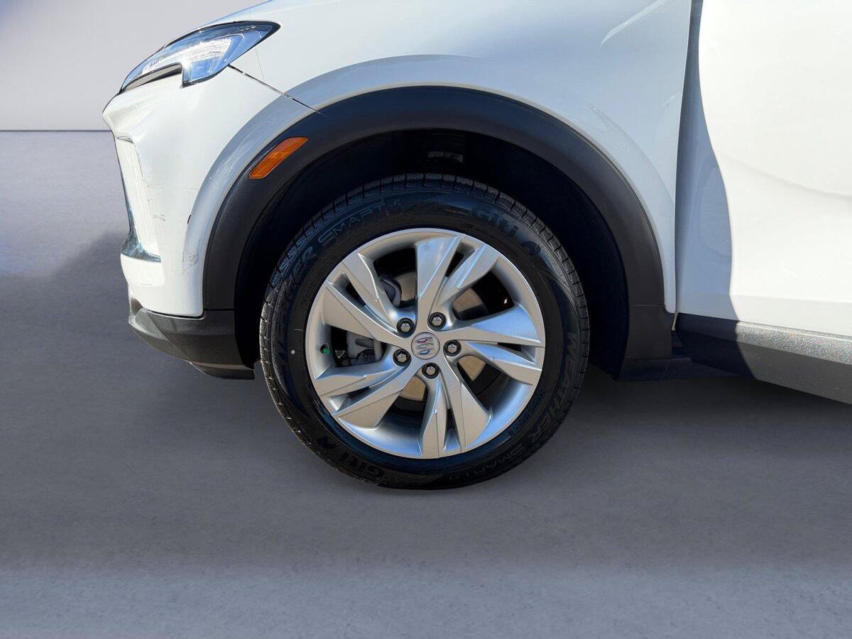 Used 2024 Buick Encore GX Preferred AWD/4WD image 14