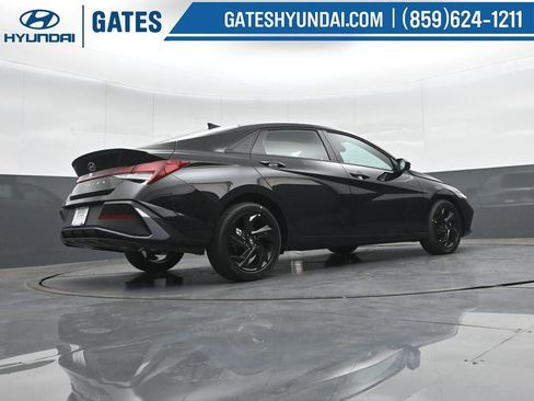 New 2026 Hyundai Elantra Sport FWD image 36