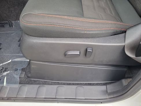 Used 2022 Nissan Frontier Pro-X RWD image 18