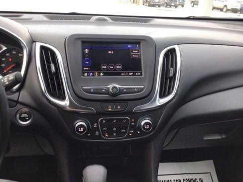 Used 2024 Chevrolet Equinox LT AWD/4WD image 10