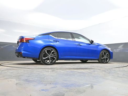 Used 2025 Nissan Altima 2.5 SR image 35