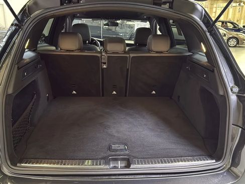 Used 2020 Mercedes-Benz GLC 300 4MATIC image 22