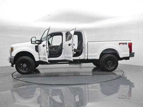 Used 2019 Ford F250 XL image 33