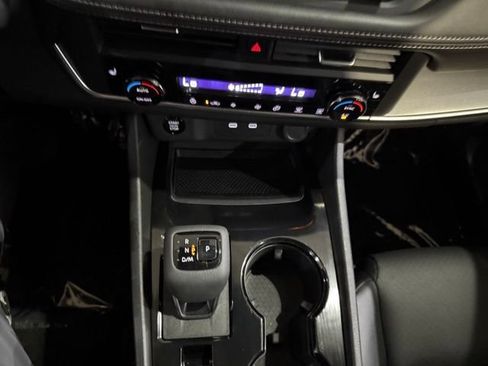 Certified 2025 Nissan Rogue SV w/ SV Premium Package FWD image 23