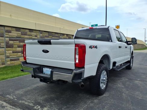 Used 2024 Ford F250 XLT AWD/4WD image 10