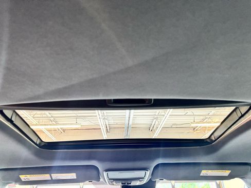 Used 2025 Honda Ridgeline Black Edition image 24