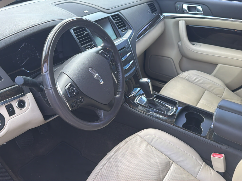 Used 2014 Lincoln MKS w/ Equipment Group 101A FWD image 15