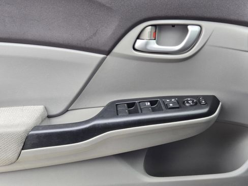 Used 2012 Honda Civic LX image 21