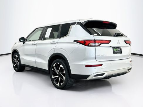 Used 2024 Mitsubishi Outlander SE AWD/4WD image 5