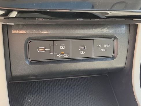 New 2026 Hyundai Tucson Limited image 12