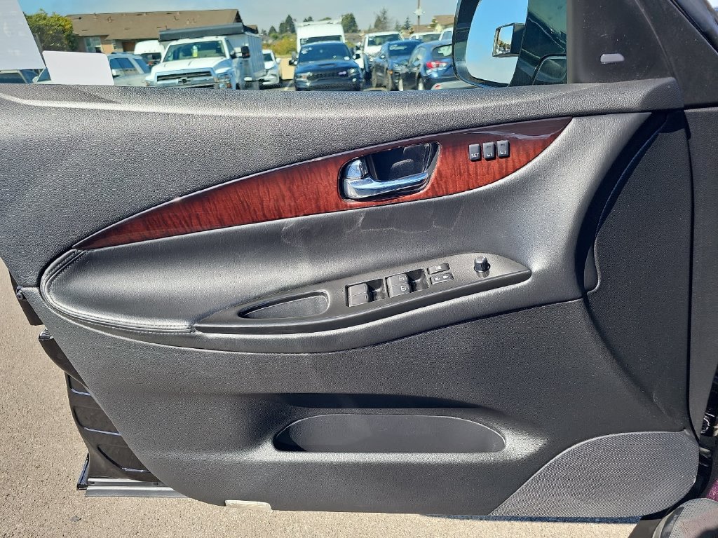 Used 2017 INFINITI QX50 AWD w/ Technology Package image 26