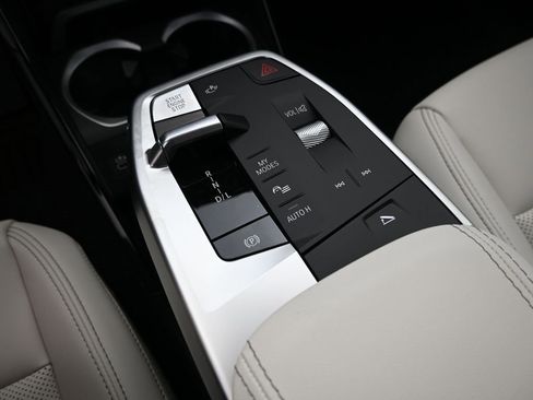 New 2026 BMW X1 xDrive28i w/ Convenience Package image 16