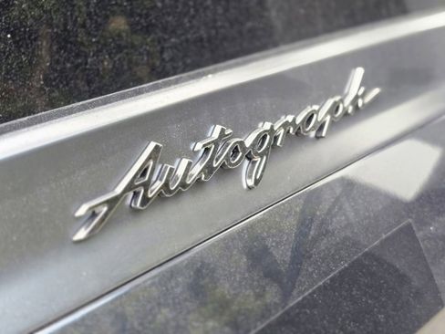 New 2026 INFINITI QX80 Autograph w/ Premium Cargo Package AWD/4WD image 9