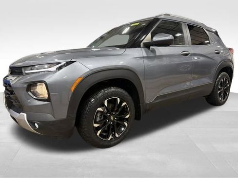 Used 2022 Chevrolet TrailBlazer LT image 1