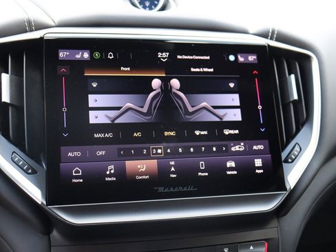 Used 2022 Maserati Ghibli Modena RWD image 36