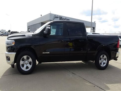 Certified 2025 RAM 1500 Big Horn AWD/4WD image 1