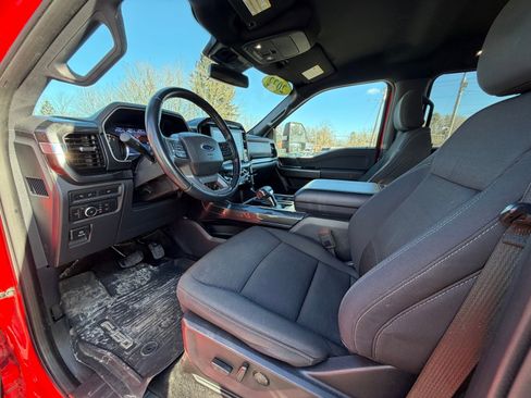 Used 2022 Ford F150 XLT w/ Equipment Group 302A High image 11