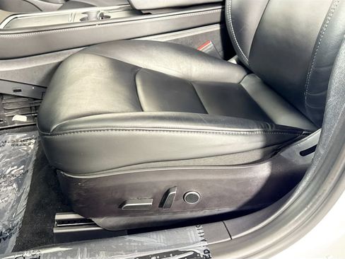 Used 2022 Tesla Model 3 Standard Range image 21