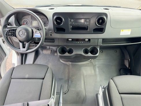 Used 2019 Mercedes-Benz Sprinter 170 image 25