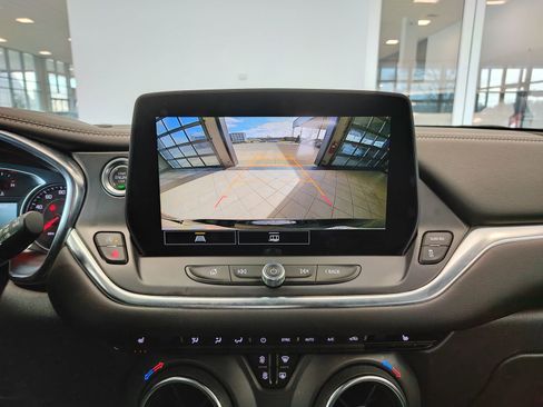 Used 2025 Chevrolet Blazer LT image 19