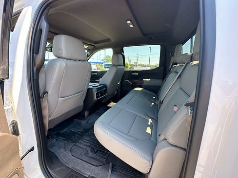 Used 2019 GMC Sierra 1500 SLT w/ SLT Premium Plus Package AWD/4WD image 4
