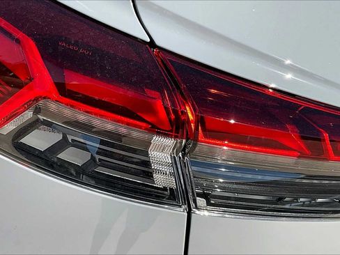 New 2026 Audi Q4 e-tron Premium image 14