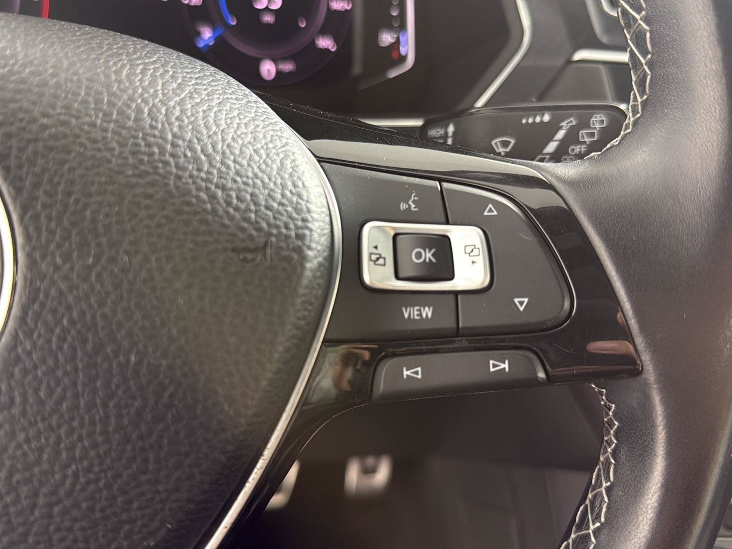 Used 2019 Volkswagen Tiguan S FWD image 12