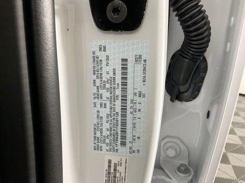 New 2026 Ford F250 Lariat w/ Black Appearance Package image 25