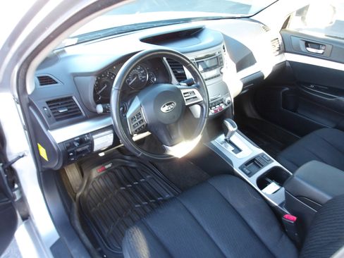 Used 2012 Subaru Legacy 2.5i Premium w/ All-Weather Pkg image 9