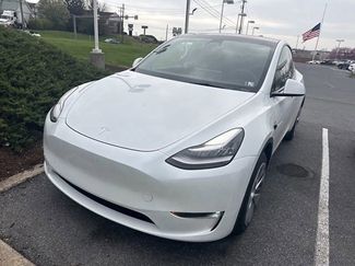 Used 2023 Tesla Model Y Long Range video 2