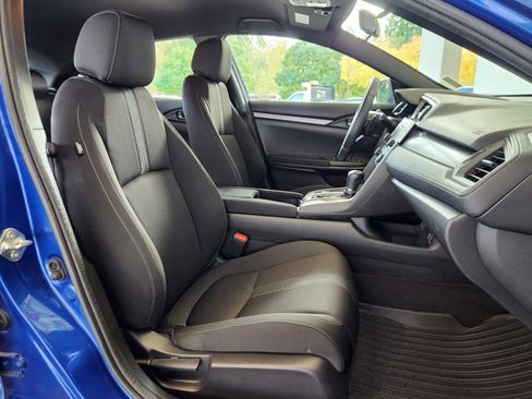 Used 2018 Honda Civic Sport image 13