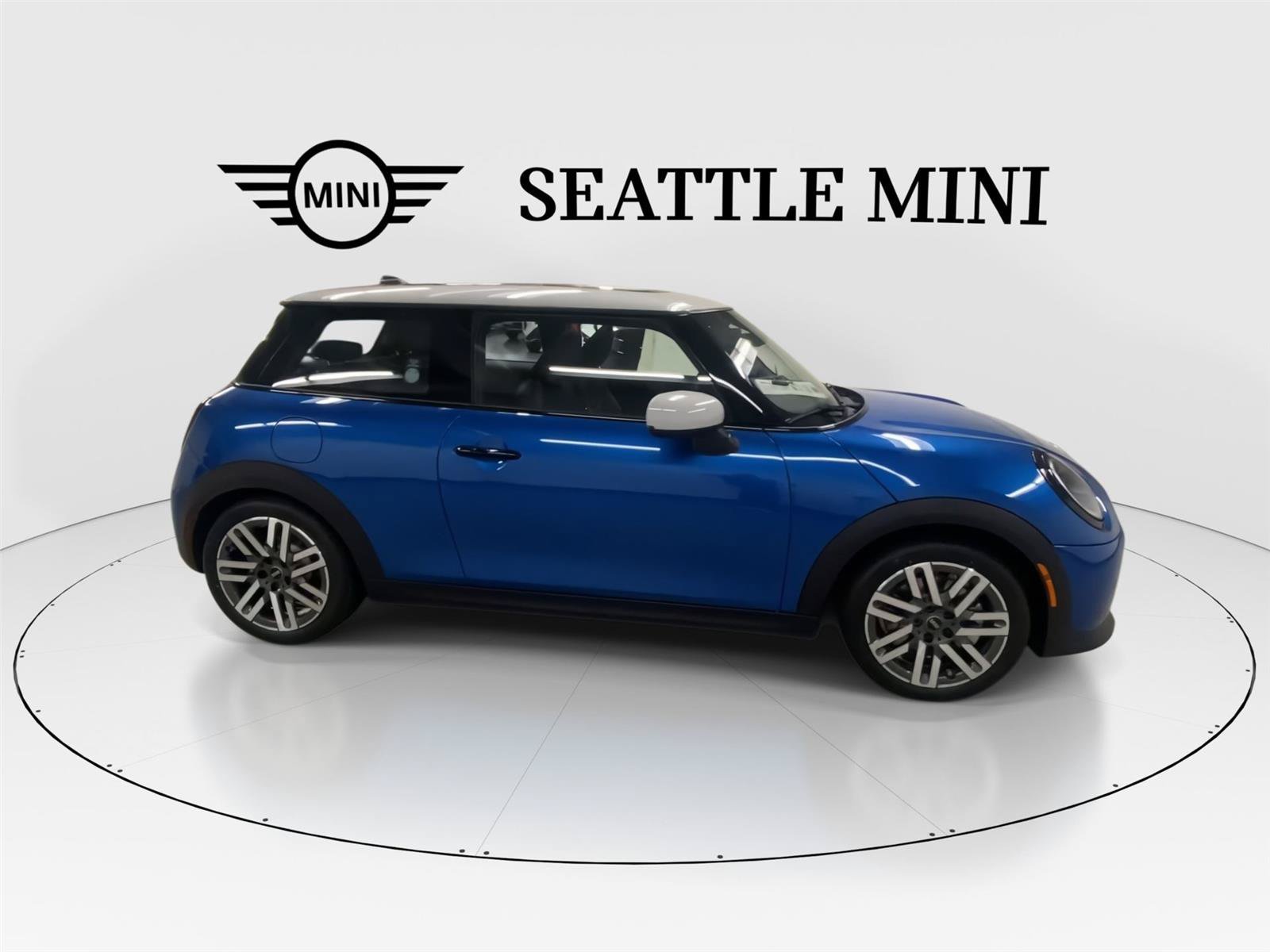 New 2026 MINI Cooper 2-Door Hardtop FWD image 13