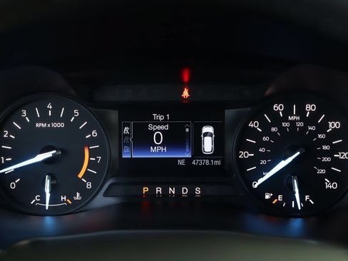 Used 2019 Ford Explorer XLT FWD image 11