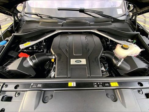 Used 2023 Land Rover Range Rover Long Wheelbase Autobiography image 29