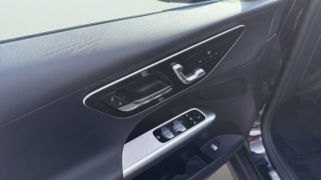 Certified 2026 Mercedes-Benz GLC 300 4MATIC image 10