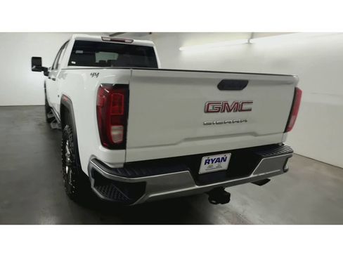 Used 2024 GMC Sierra 2500 Pro w/ Convenience Package AWD/4WD image 7