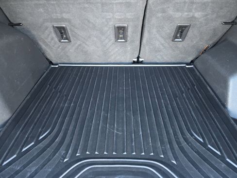 Used 2019 Chevrolet Equinox LT image 15